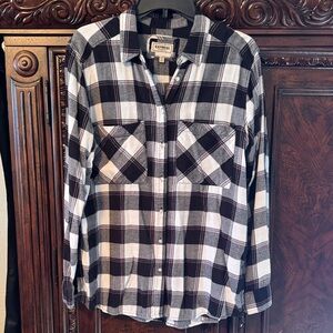 Express Women’s Black, White & Purple Plaid Flannel